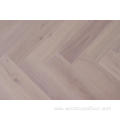 New design Natural Color Oak Herringbone Engineered flooring